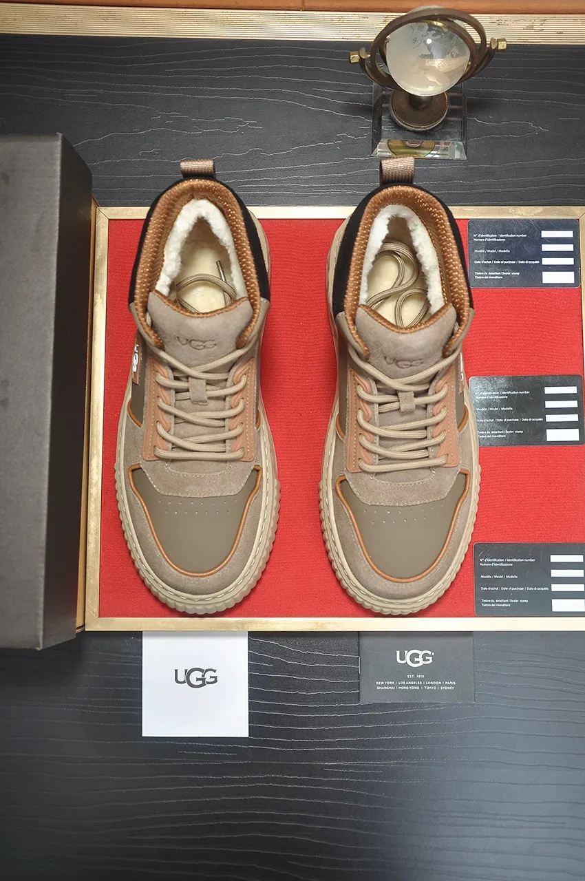 Men's shoes 💰640💶 [UGG] (full wool lining) top-end high-quality fur-in-one warm snow boots from Australia's warm luxury brand men's shoes, UGG-5877 official website synchronized, made of imported cowhide, carefully sewn...Imported rubber foam outsole (comfortable, soft, wear-resistant) The quality is really great...Exquisite workmanship, you can't put it down at first sight, available in sizes 39-44
